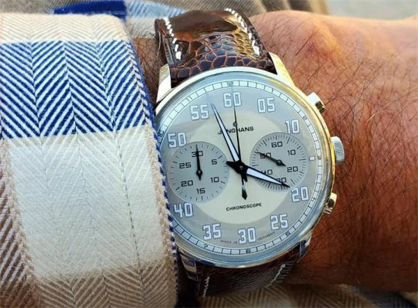 荣汉斯手表表壳有划痕解决办法深度解析 荣汉斯手表表壳有划痕解决办法深度解析